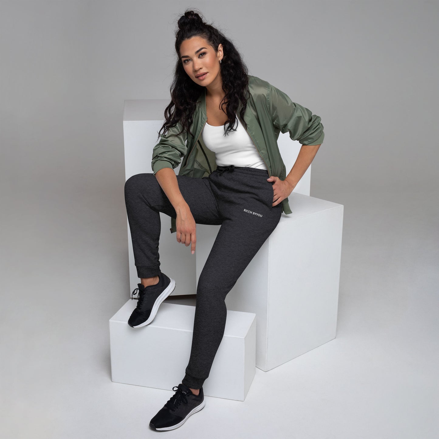 Unisex BASIC SLIM FIT RICCH BYYOU STITCH Joggers