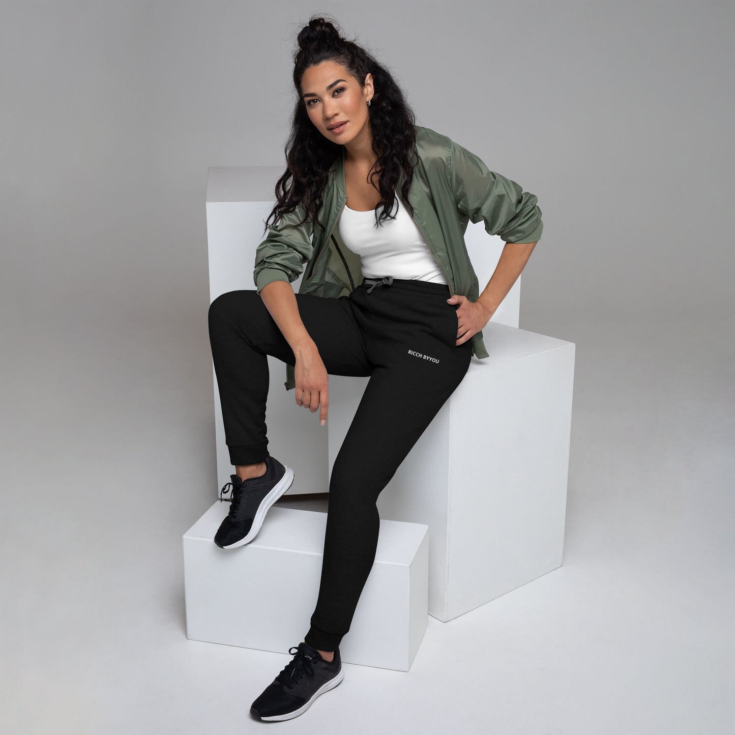 Unisex BASIC SLIM FIT RICCH BYYOU STITCH Joggers